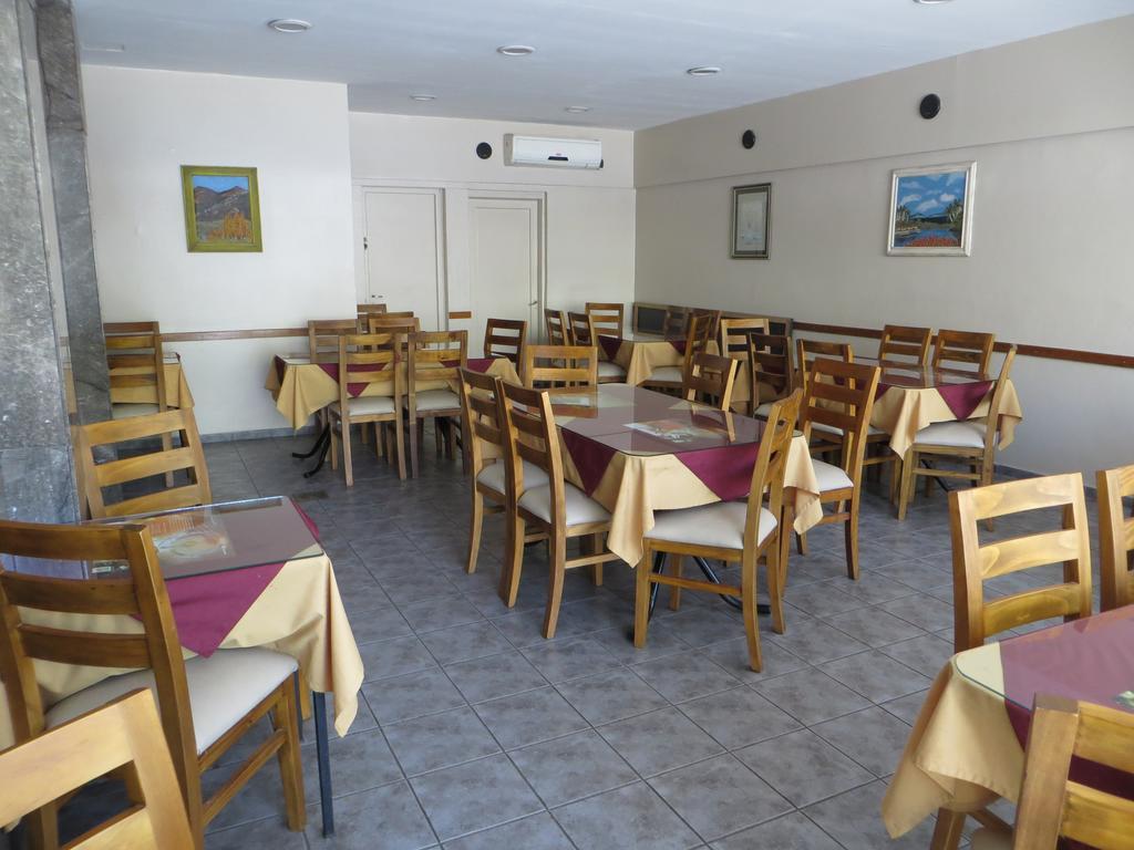 Hotel Margal Мендоса Екстериор снимка